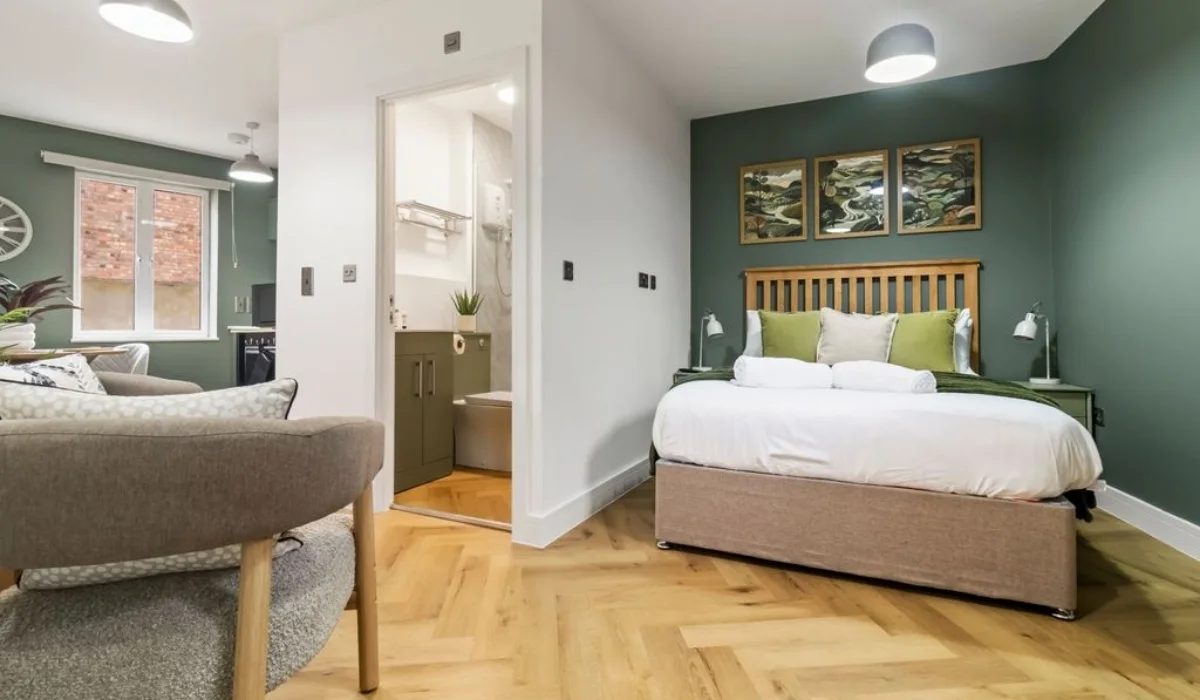Accommodation in Pippin House to explore visit our worcestershire city 