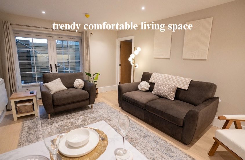 Pet-Friendly Luxury Accommodation for Cotswolds village breaks