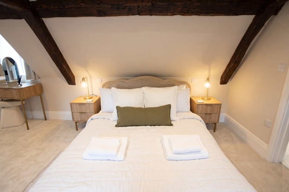 Much Wenlock Shropshire Hills short term lets near Ironbridge Gorge LussoLets