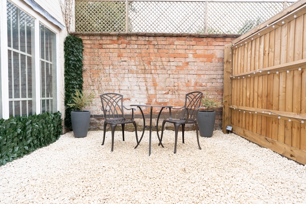 Cheap Accommodation in Stratford-upon-Avon suited to theatre weekends, romantic breaks and events