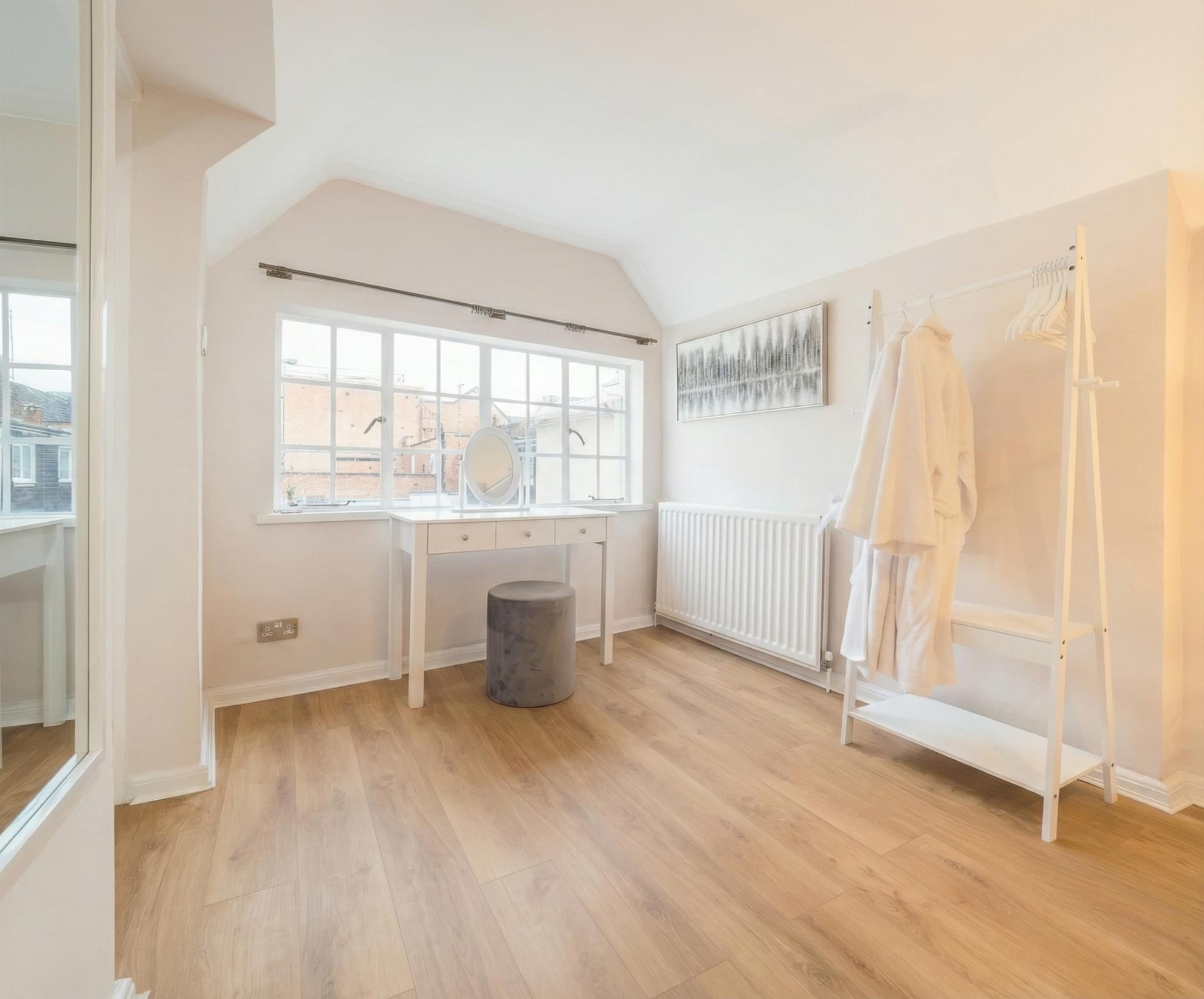 Short Stay Apartments in Stratford-upon-Avon Hamlet's Nest Shakespeare's Nest properties